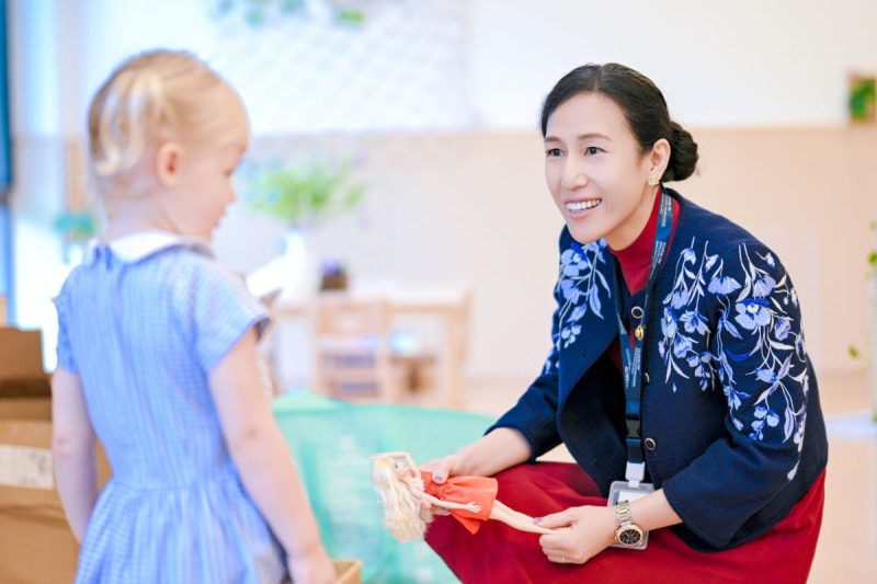 01-Head of School_Cover Photo (1)